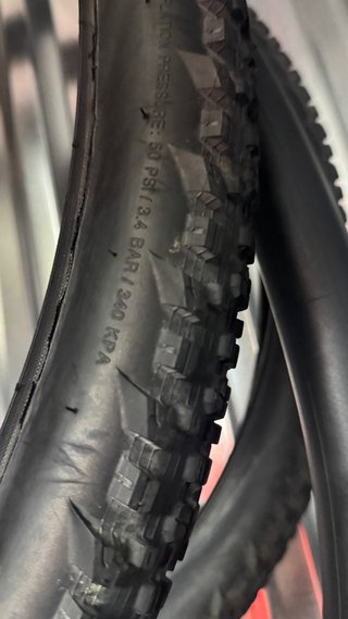 Cubiertas MTB 2 9x2.40 (8€ las dos juntas)