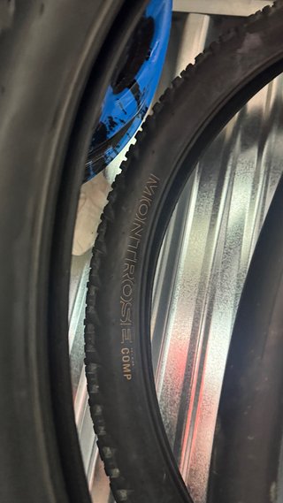 Cubiertas MTB 2 9x2.40 (8€ las dos juntas)