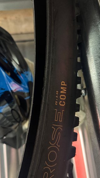 Cubiertas MTB 2 9x2.40 (8€ las dos juntas)