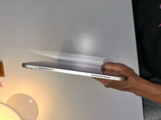iPad Air 11” 6ª gen con chip M2, 1 TB, WiFi y fund