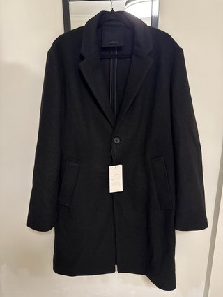 Abrigo Negro Zara