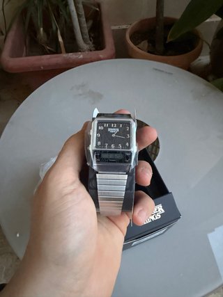 Casio x Stranger Things AQ-800EST Orologio