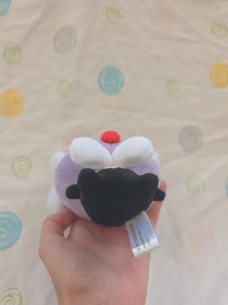 Pokémon peluche do Gothita Pokémon Center pokédoll