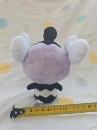 Pokémon peluche do Gothita Pokémon Center pokédoll