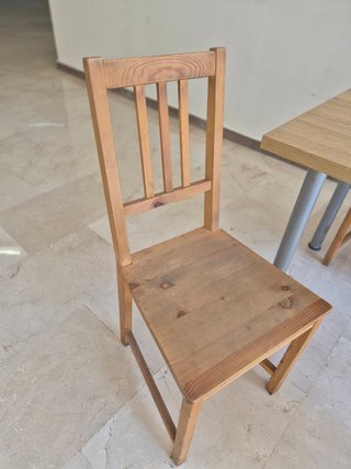 Mesa y 4 Sillas IKEA Madera