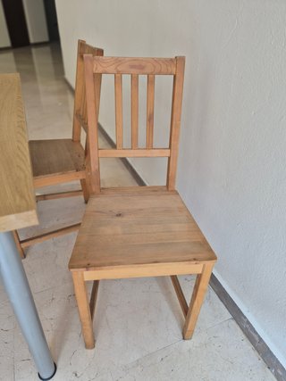 Mesa y 4 Sillas IKEA Madera