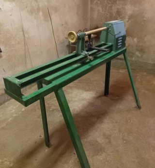 Torno para madera Roalsa con bancada