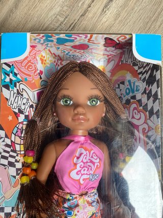 Muñeca Nancy Un Día con Trenzas morena mulata