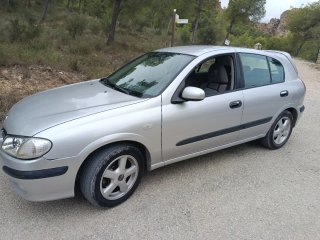 Nissan Almera 2001