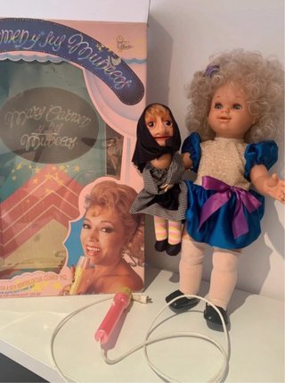 Muñeca Mary Carmen y sus muñecos