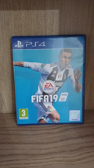 FIFA 19 PS4 (PlayStation 4) EA Sports