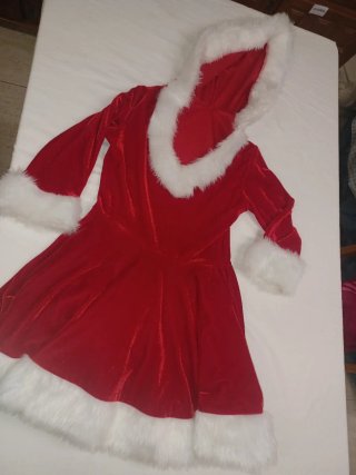 Vestido de Mamá Noel con Capucha