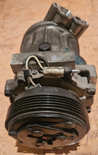 Compresor A/C Renault Sanden SD7V16