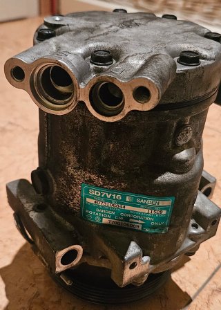Compresor A/C Renault Sanden SD7V16