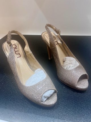 Zapatos de Tacón Own Dorados Talla 38