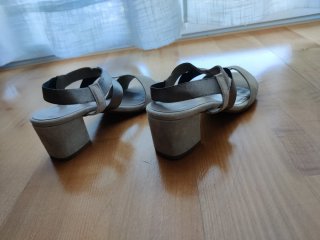 Sandalias Antea Beige y Plata Talla 39