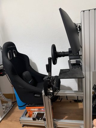 Cockpit Simracing.