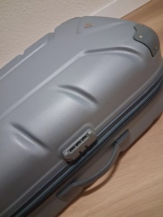 Maleta grande de viaje con ruedas