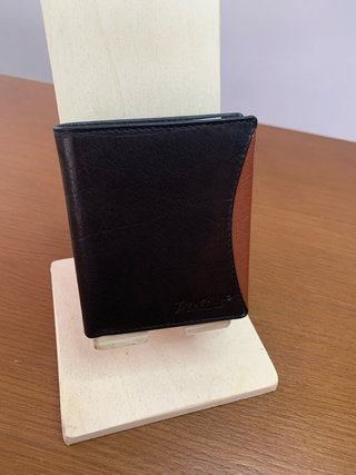 Cartera Frat Negra y Marrón