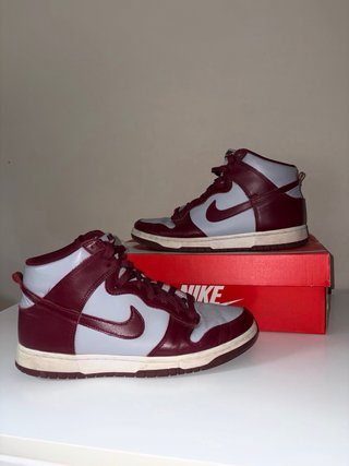 Nike Dunk High Granates