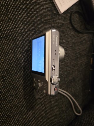 Cámara de fotos compacta Panasonic Lumix DMC-FS30