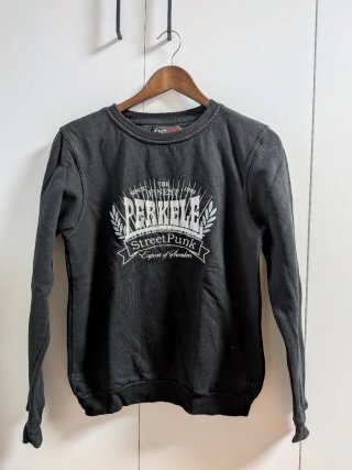 Sudadera Negra Perkele