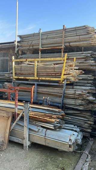 Cumpro Puntales y Andamios de Construcción