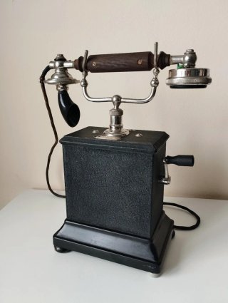 Teléfono Antiguo Ericsson Type B (1917)
