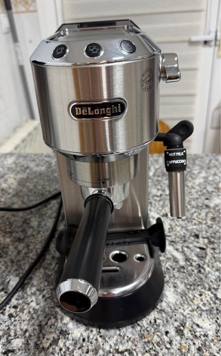 Cafetera Delonghi Plata