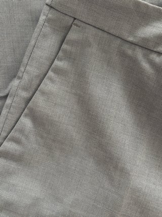 Pantalón de pinza Zara gris
