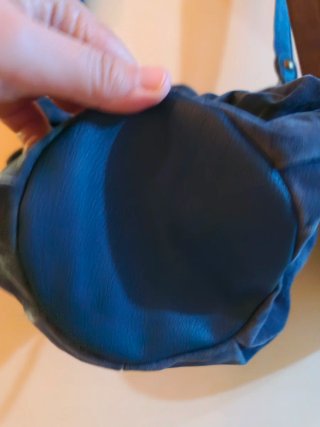 Lote 2 Bolsos Blanco Azul y Multicolor