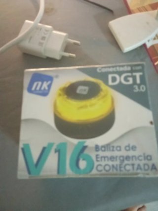 Baliza V16 Conectada DGT 3.0 NK precintado