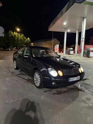 Mercedes-Benz Clase E 2004