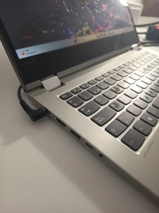 Ordenador portátil LENOVO I3
