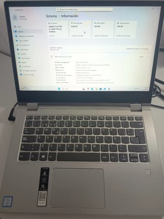 Ordenador portátil LENOVO I3