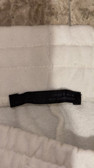 Pantalón Corto Blanco Zara