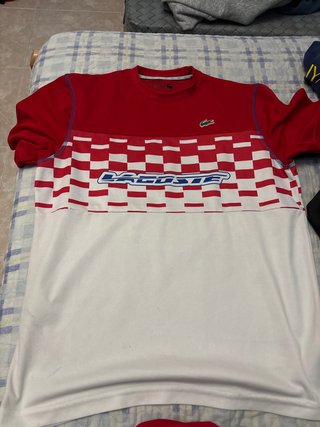 Camiseta Lacoste Roja y Blanca es xl