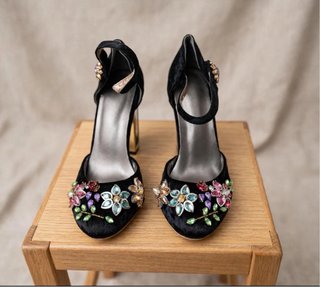 Zapatos de Boutique.  Joya Fiesta