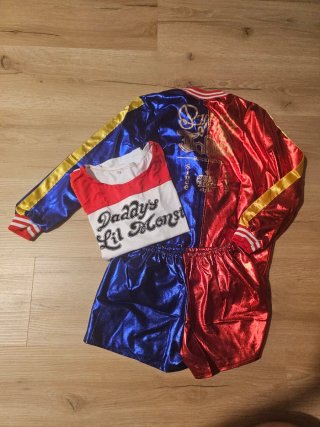 Disfraz Harley Quinn  Talla 2xl  talla peq de