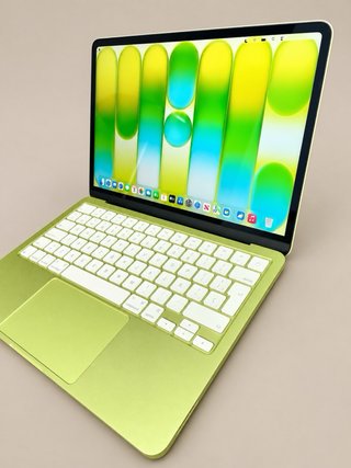 MacBook Air Neo Citrus