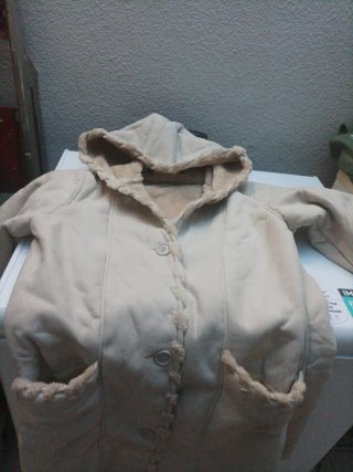Abrigo Beige con Capucha