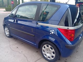 Peugeot 1007 2006
