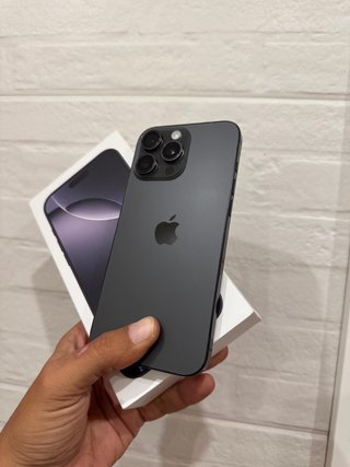 iPhone 16 Pro Max 95% Bateria FACTURA Y GARANTÍA