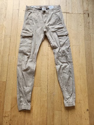 Pantalón cargo Jack & Jones beige