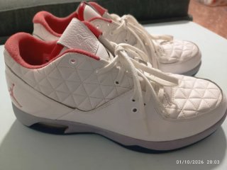 Zapatillas Jordan Clutch Blancas