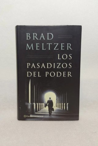 Los pasadizos del poder