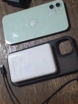 iPhone 12 Verde + Funda + Batería Portátil