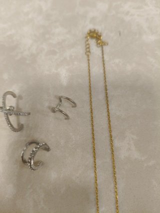 Cadena Dorada 60cm y Pendientes