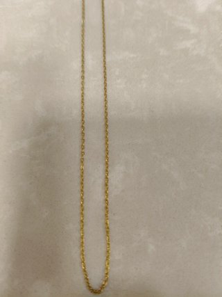 Cadena Dorada 60cm y Pendientes