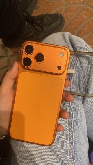 iPhone 17 Pro Max Naranja